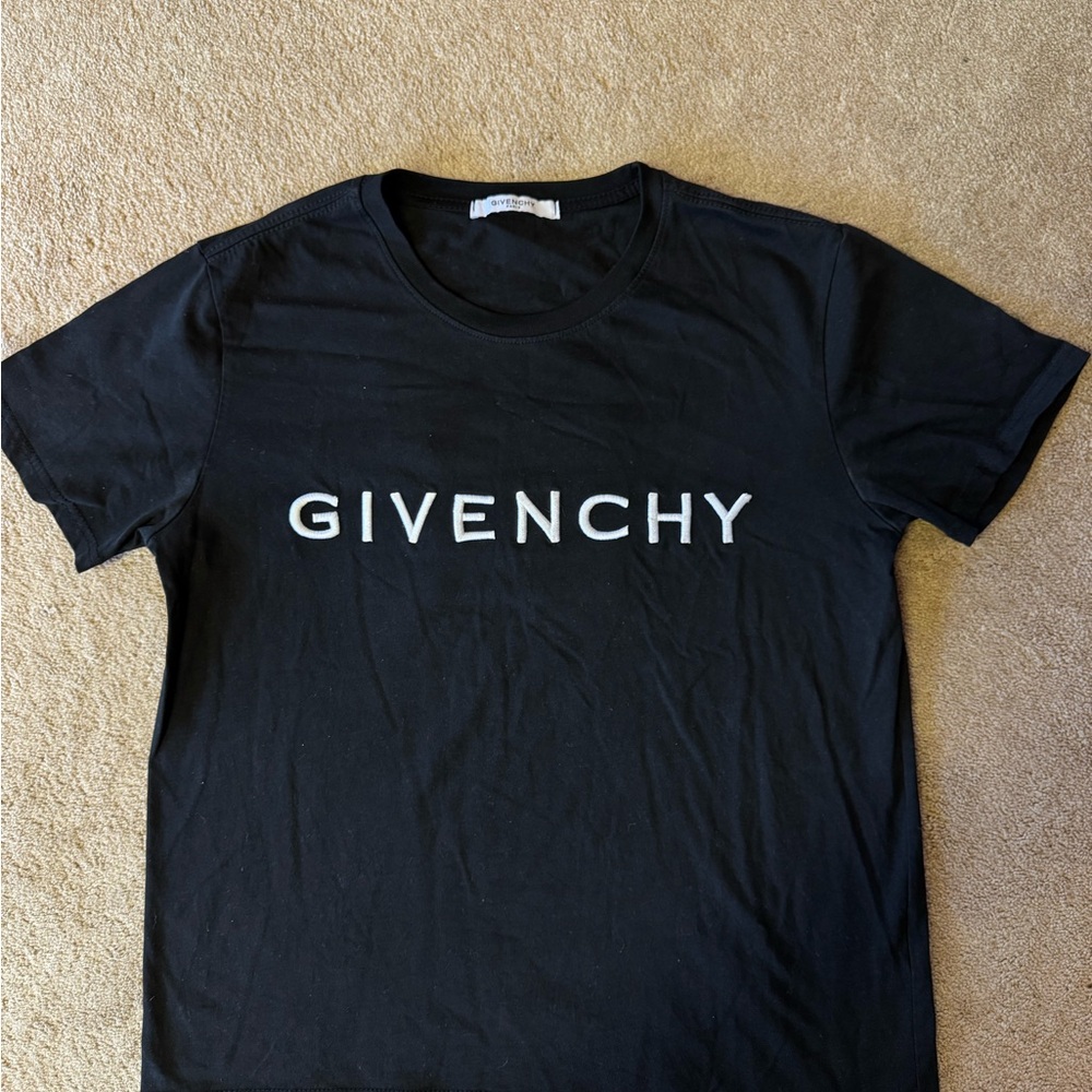 Givenchy Embroidered 4G Black Logo Tee - White Lettering Size Large